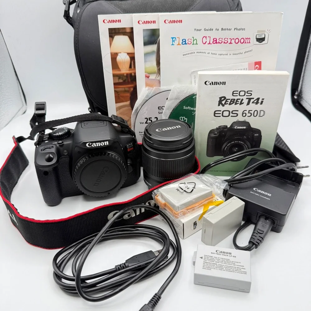Canon EOS Rebel T4i DSLR Camera w/ EF-S 18-55mm IS II Lens Kit Bundle